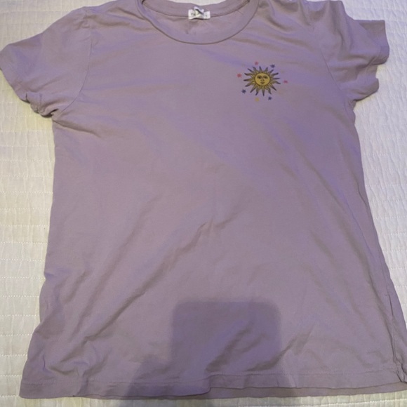 basic tshirt - Picture 3 of 4